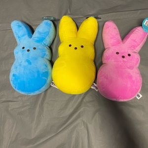 NEW PEEPS BUNDLE OF THREE PILLOWS